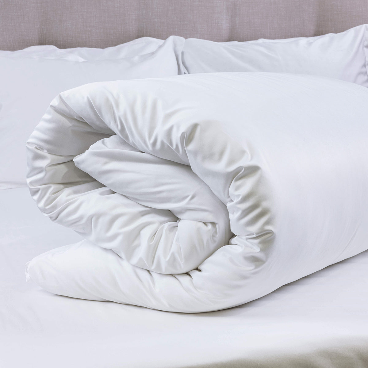 СПАЛЕН КОМПЛЕКТ MINIMALIST БЯЛ